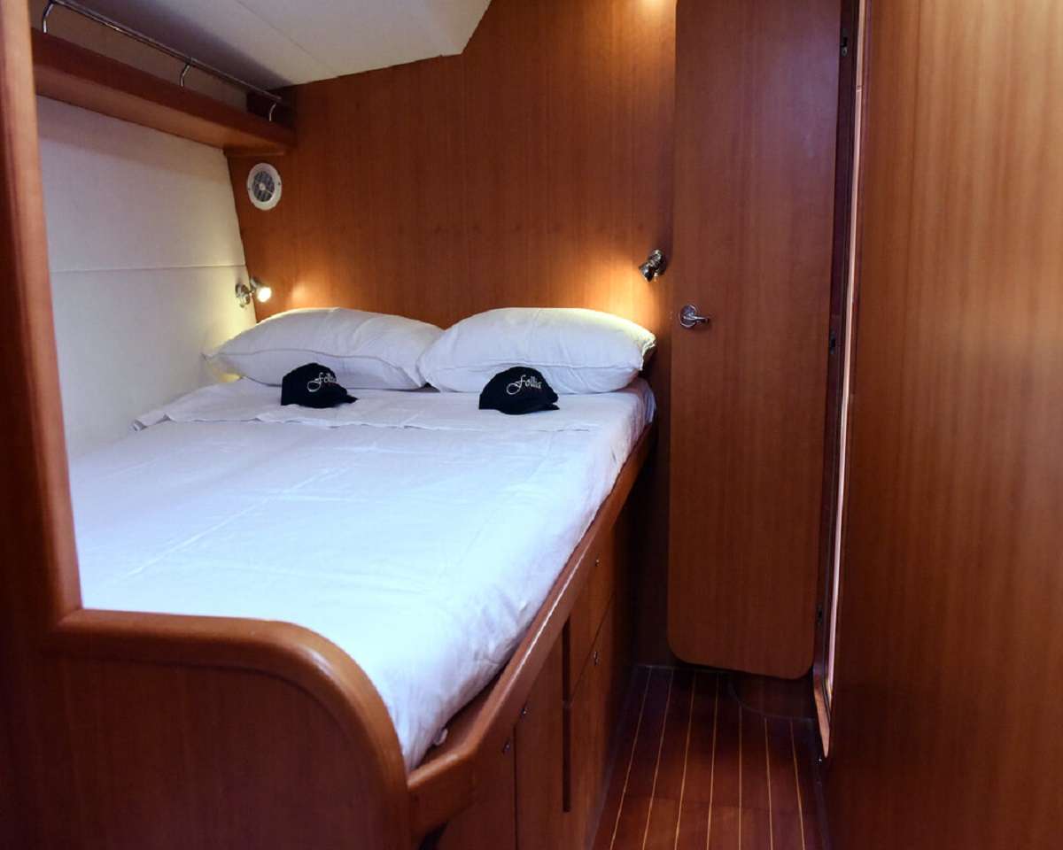 Classic Sailing Yacht FOLLIA photo 7