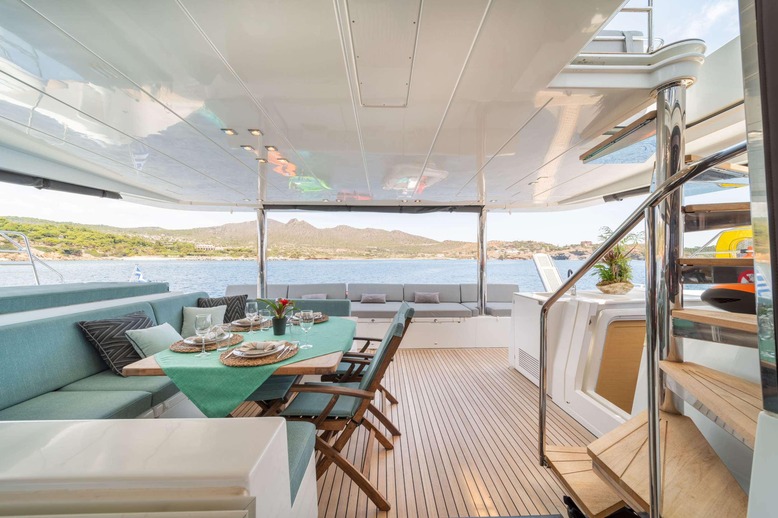 Luxury Crewed Catamaran FOR SAIL (ex ALYSSA) photo 8