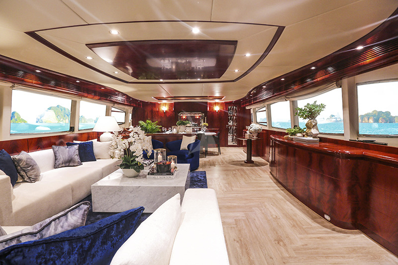 Crewed Motor Yacht FOR YOUR EYES ONLY photo 7