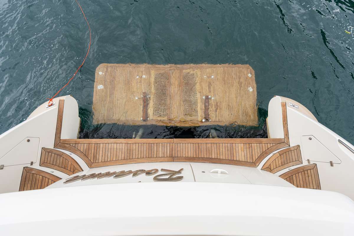 Crewed Motor Yacht FOREVER ROSANNA photo 6