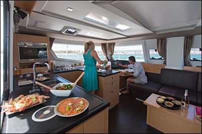 Bareboat Catamaran Fountaine Pajot Helia 44 photo 6