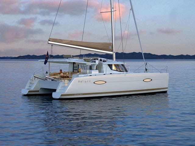 Bareboat Catamaran Fountaine Pajot Helia 44