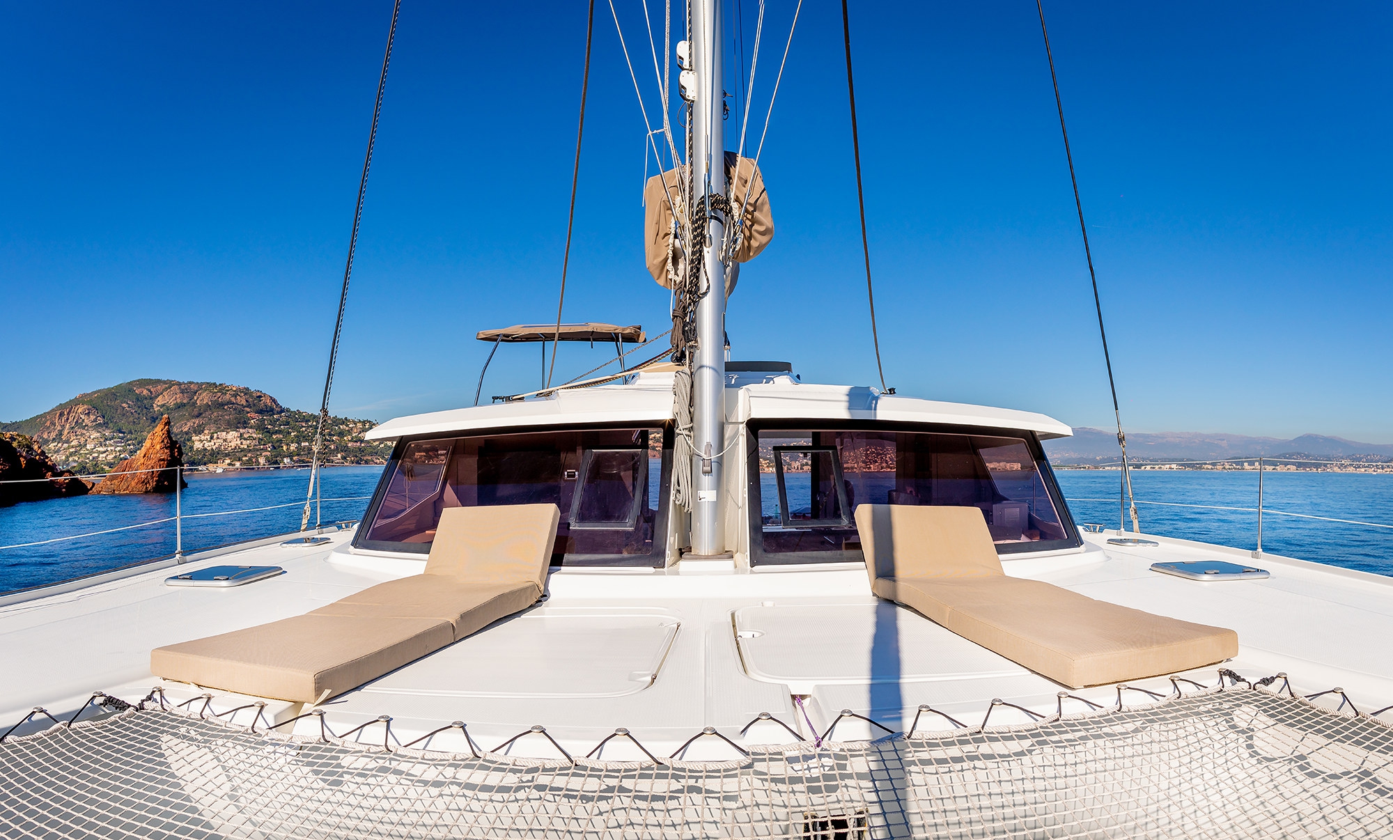 Luxury Crewed Catamaran Fountaine Pajot Helia 44 photo 4