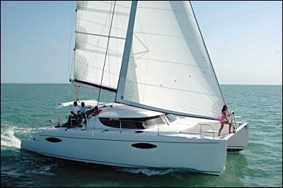 Bareboat Catamaran Fountaine Pajot Orana 44