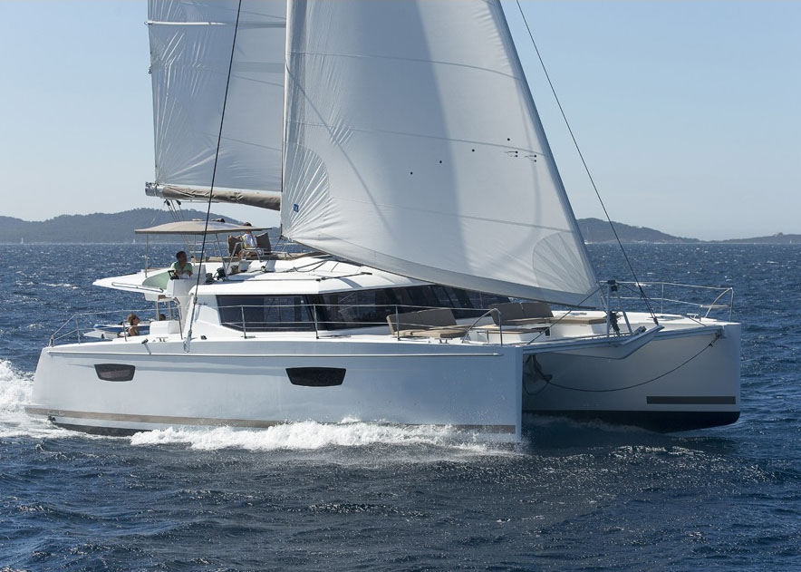 Bareboat Catamaran Fountaine Pajot Saba 50