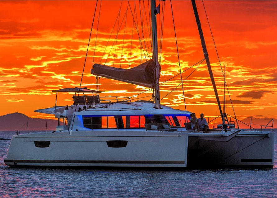 Bareboat Catamaran Fountaine Pajot Saba 50 photo 6