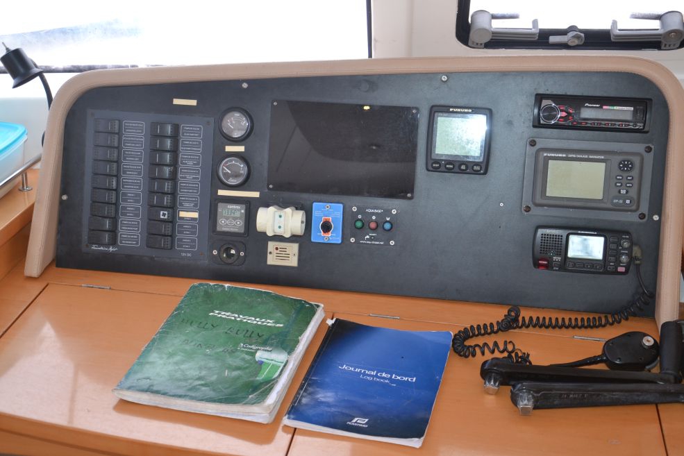 Bareboat Catamaran Fountaine Pajot Salina 48 photo 5