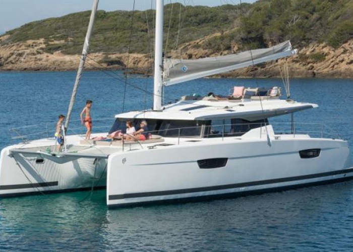 Bareboat Catamaran Fountaine Pajot Saona 47