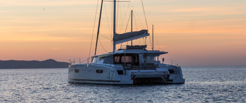 Bareboat Catamaran Fountaine Pajot Saona 47 photo 4