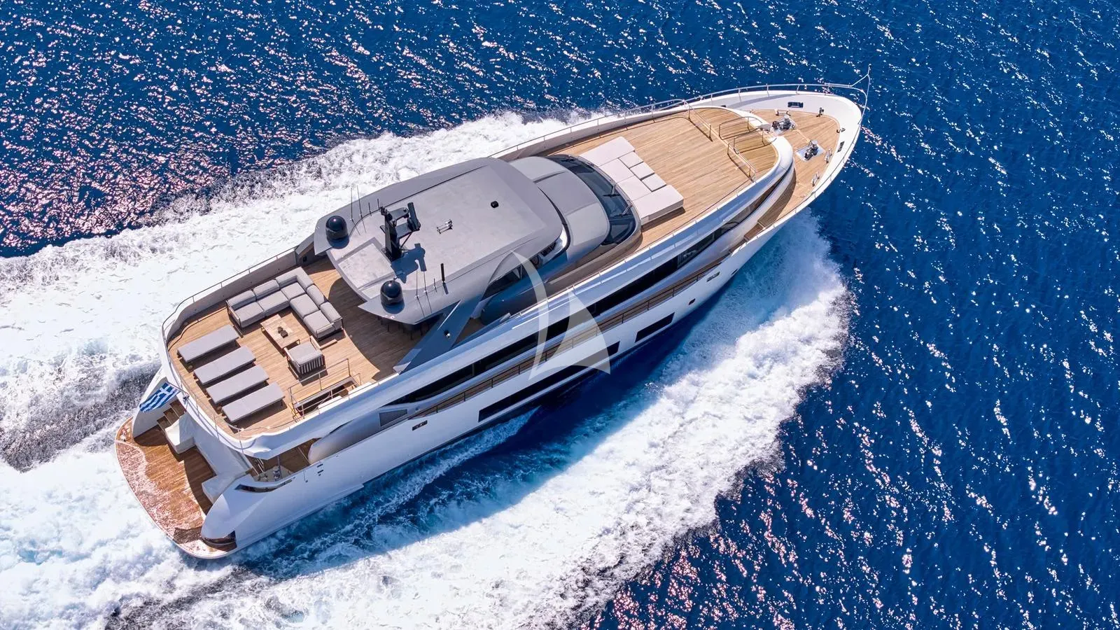 Luxury Crewed Motor Yacht FOUR JOYS photo 4