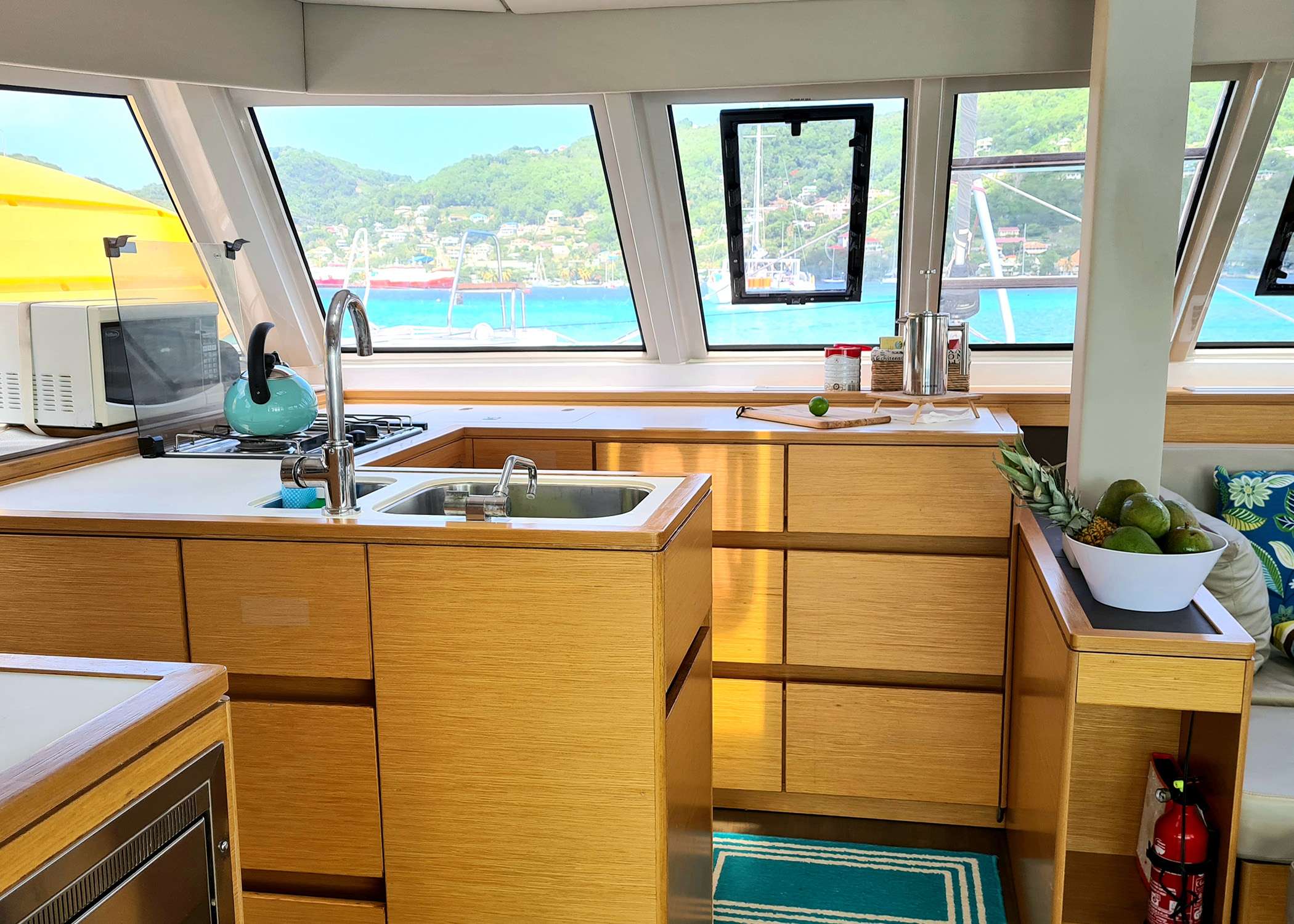 Crewed Catamaran FREEDOM photo 8