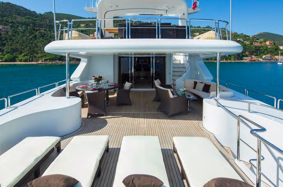 Crewed Motor Yacht FRIENDSHIP photo 6