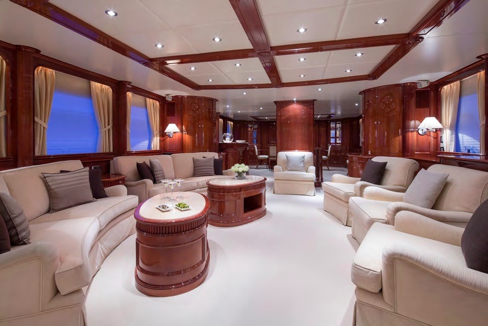 Crewed Motor Yacht FRIENDSHIP photo 7