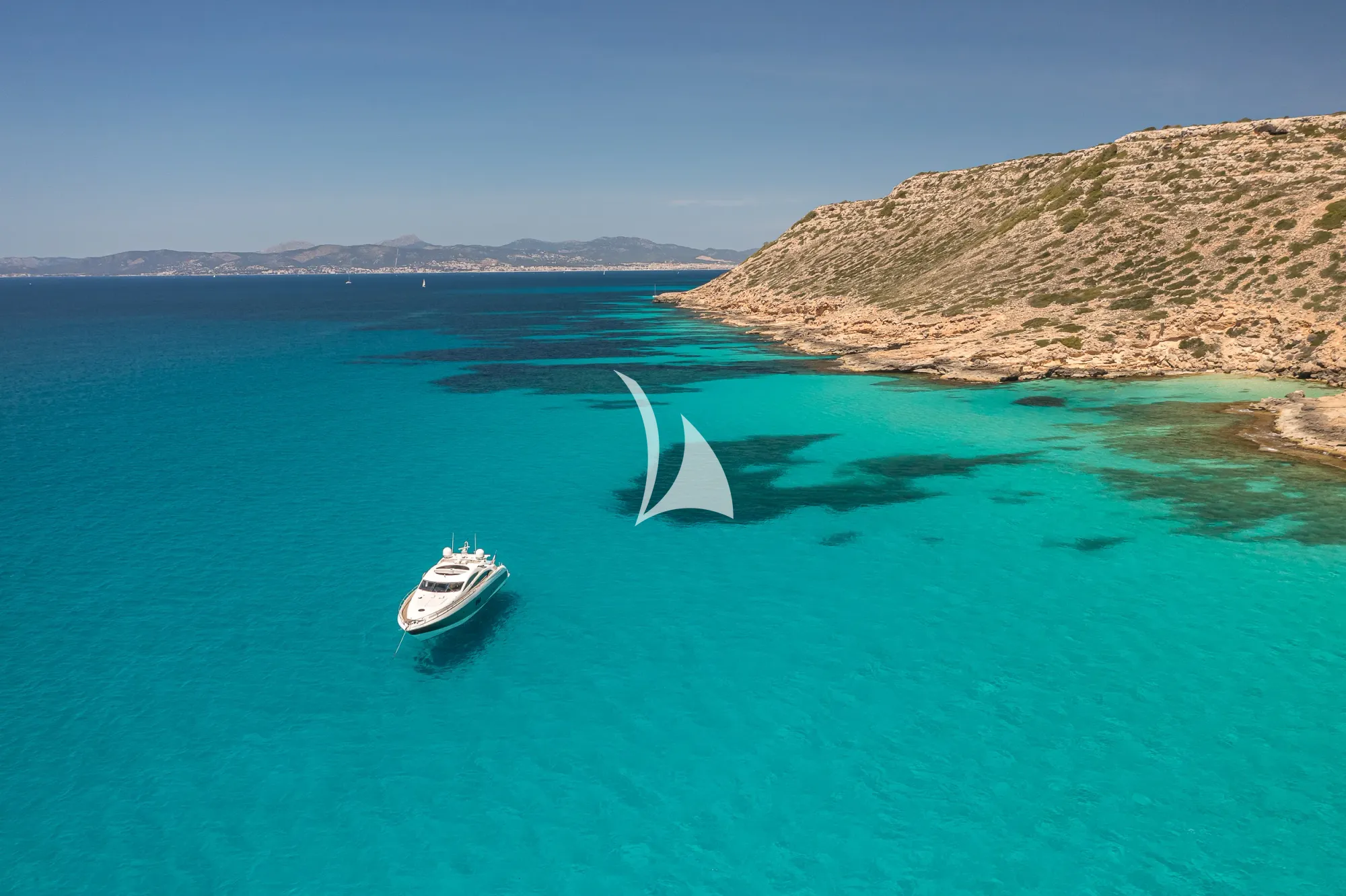 Luxury Crewed Motor Yacht FROGGY photo 4