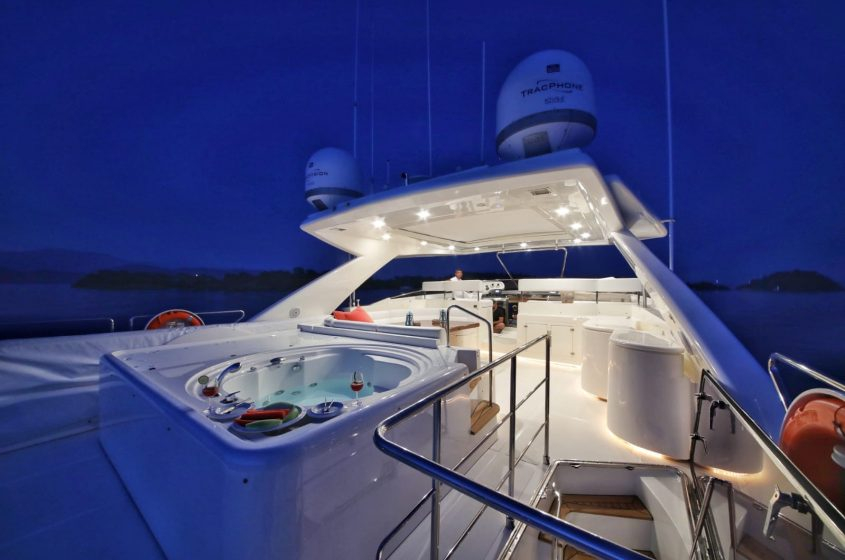Luxury Crewed Motor Yacht FUNDA D photo 6