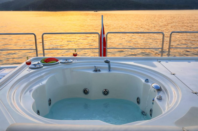 Luxury Crewed Motor Yacht FUNDA D photo 7