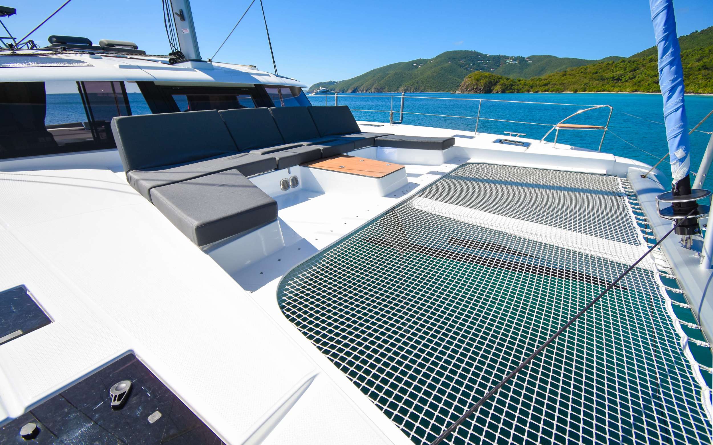 Crewed Catamaran G3 photo 4