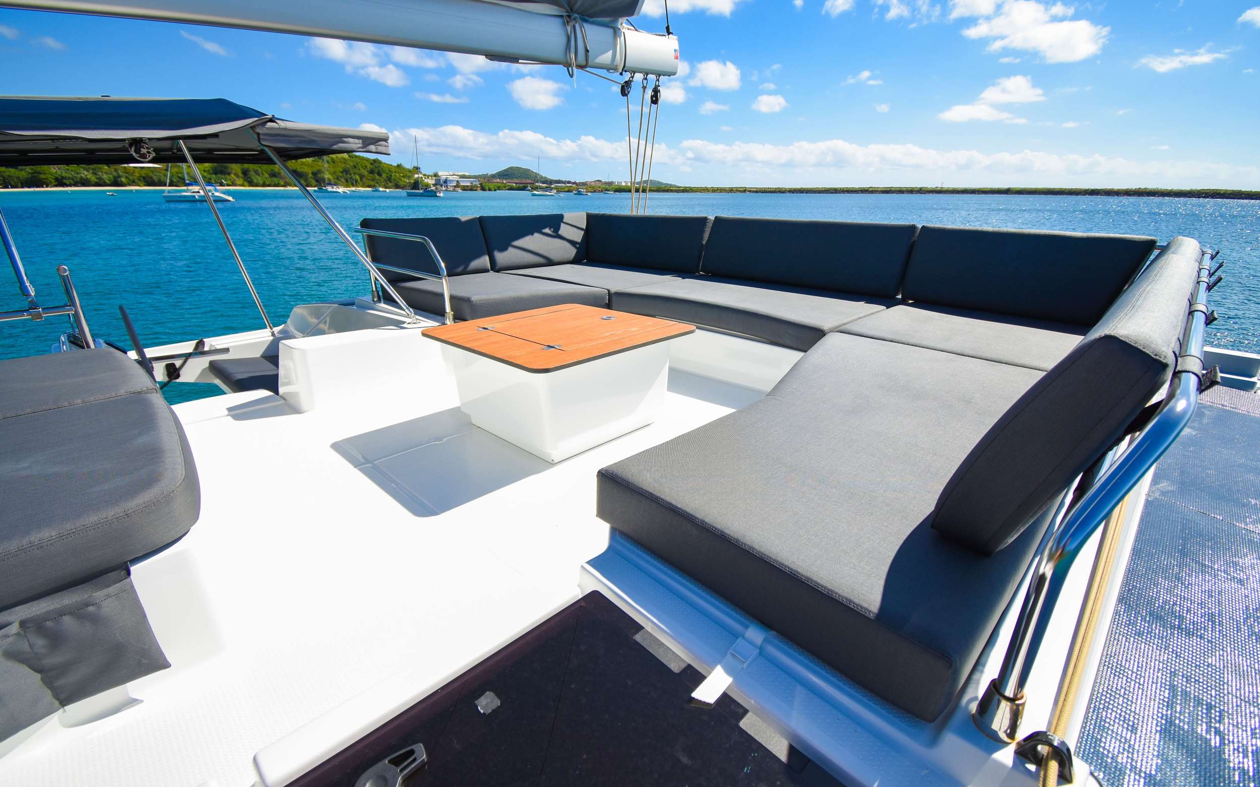 Crewed Catamaran G3 photo 7