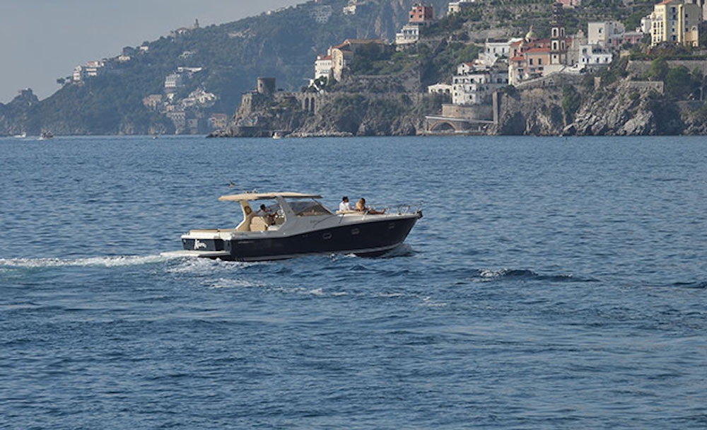 Crewed Motor Yacht Gagliotta 37 photo 3