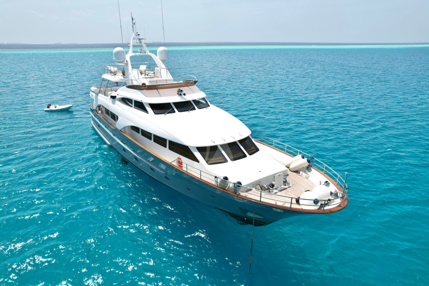 Luxury Crewed Motor Yacht GALAKTIKA SKAY
