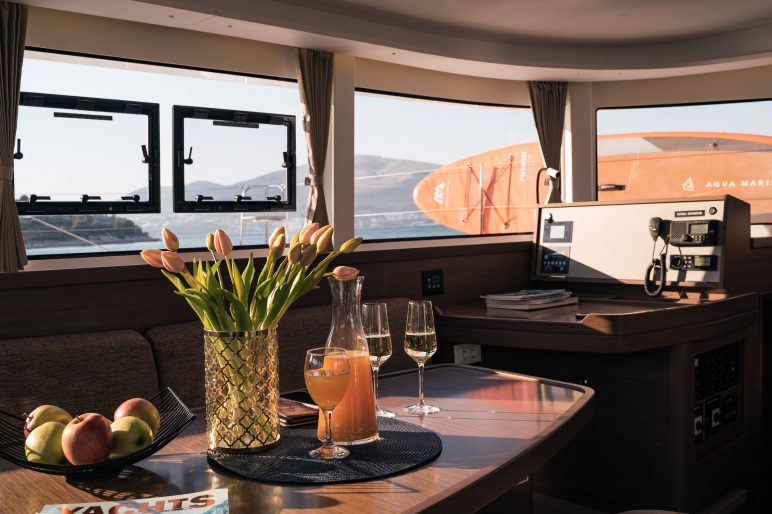 Bareboat Catamaran GALATHEA photo 7