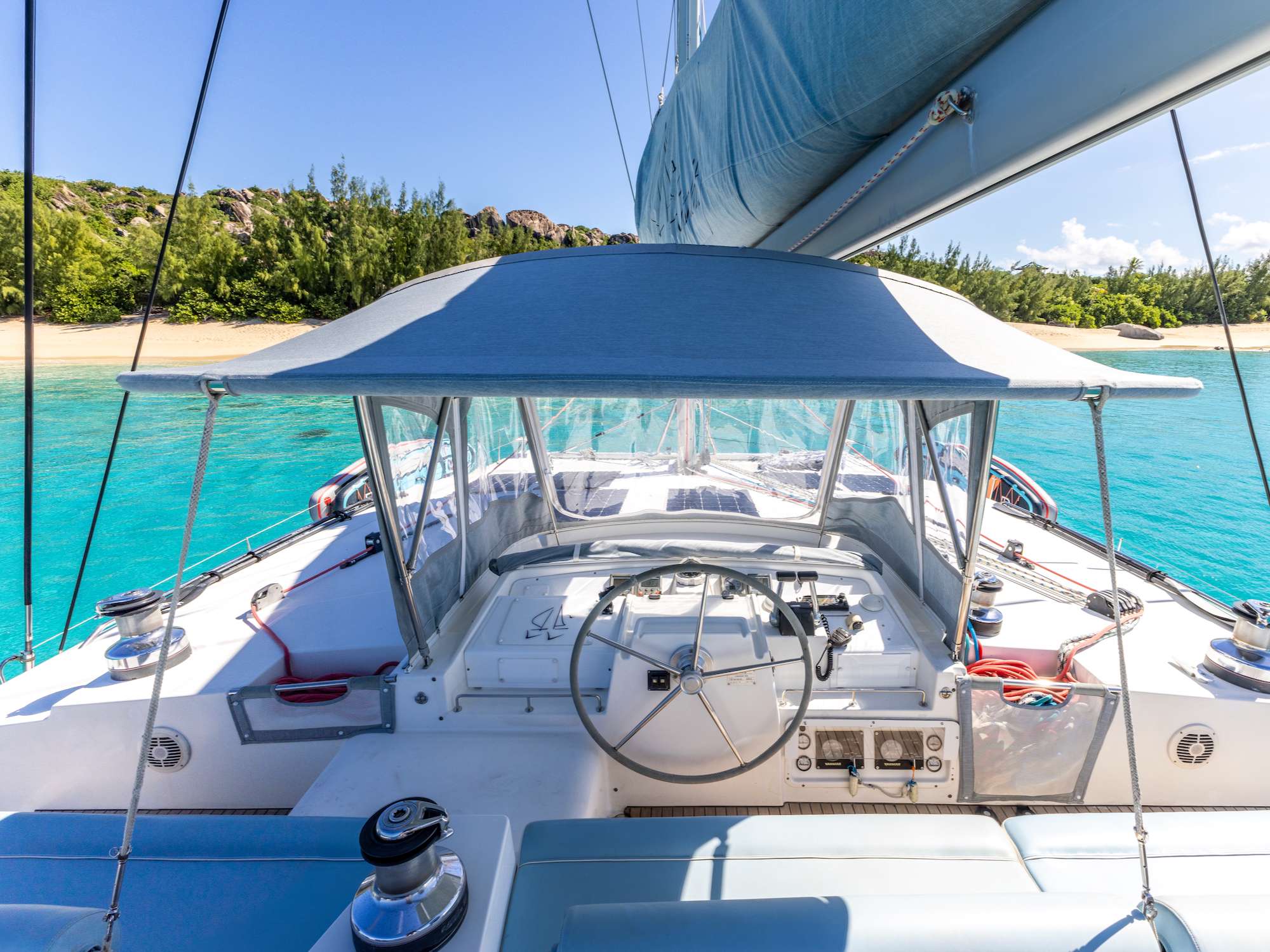 Luxury Crewed Catamaran GAMBIT photo 3