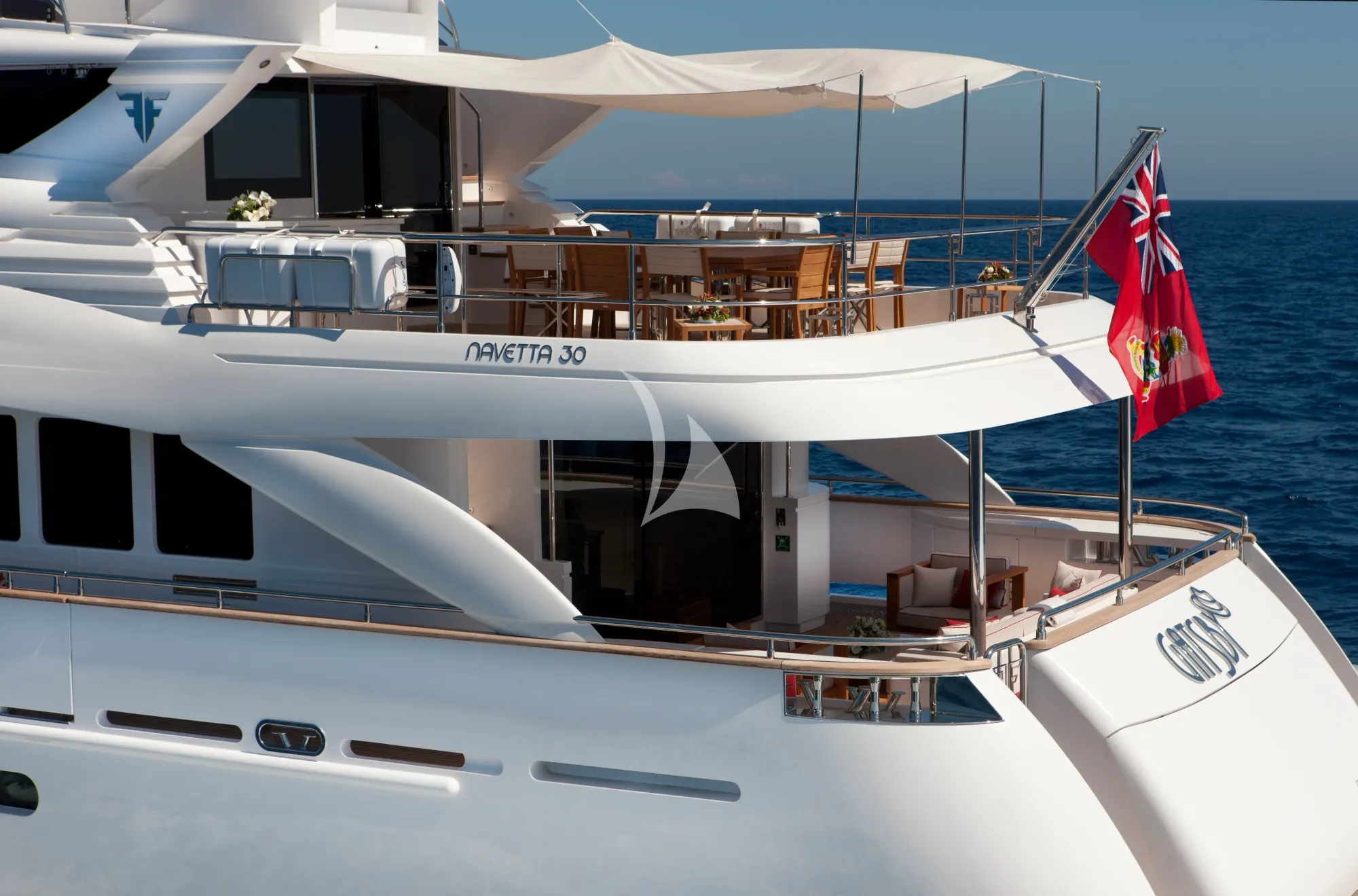 Luxury Crewed Motor Yacht GATSBY photo 6