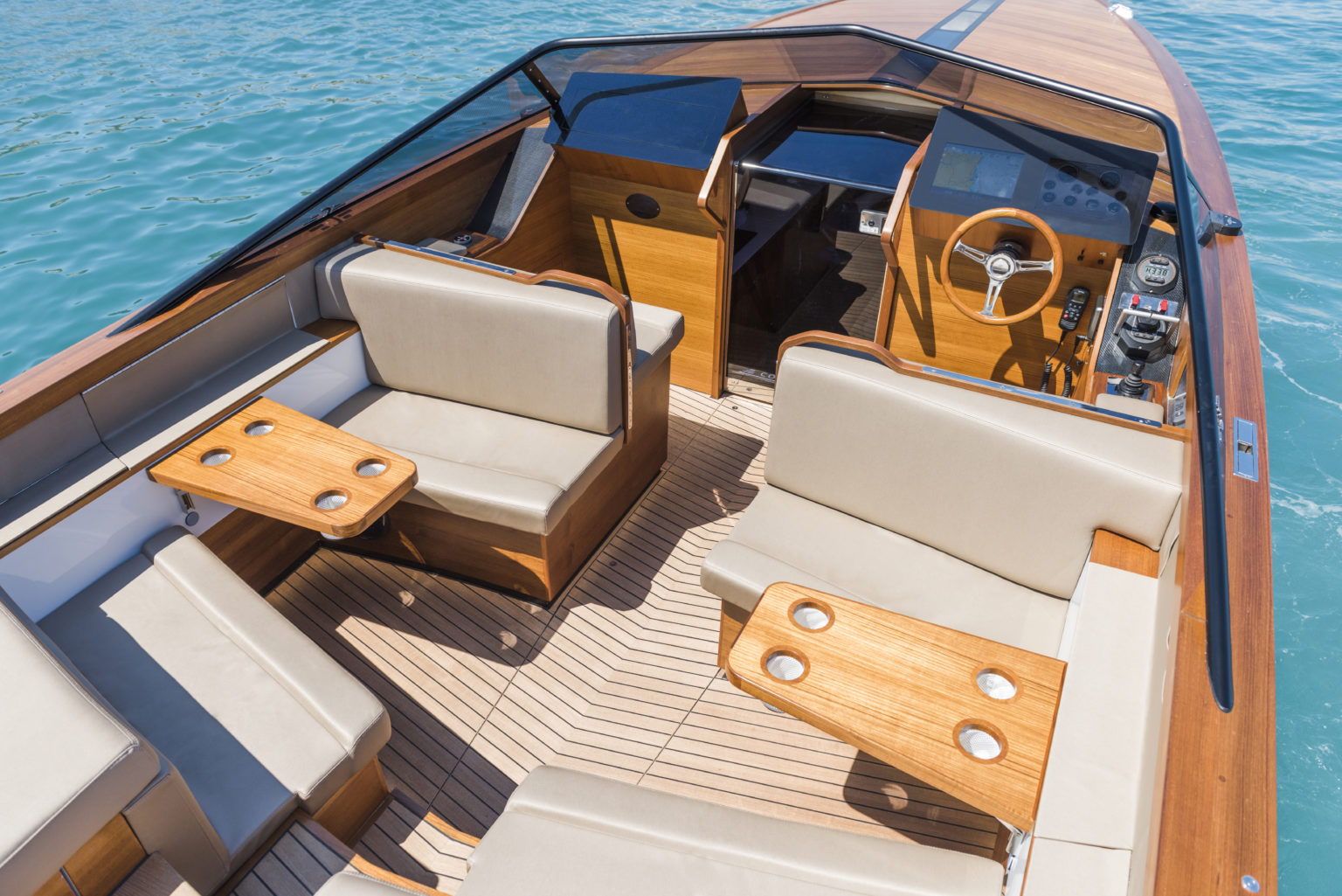 Crewed Motor Yacht GAYA photo 7