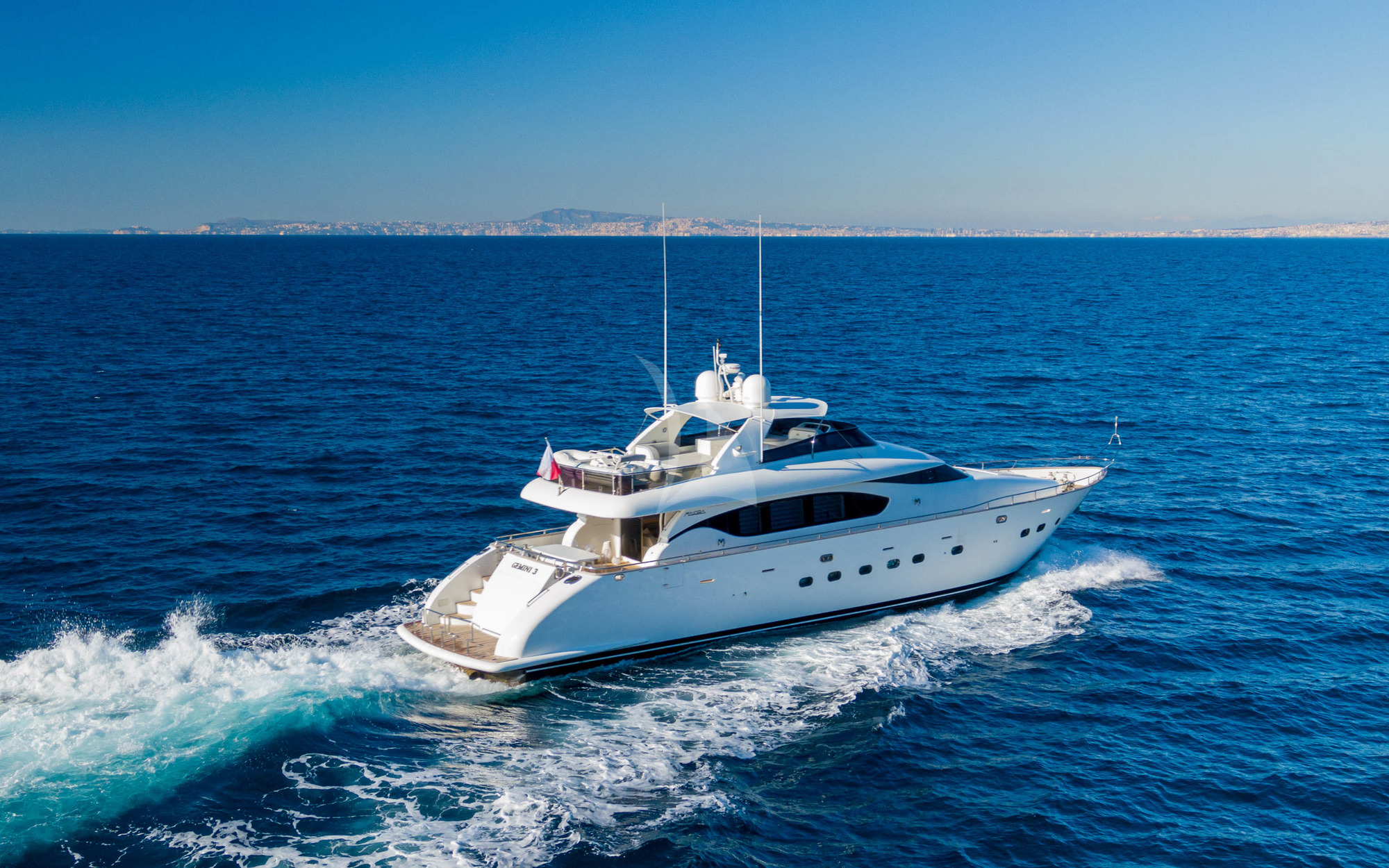 Crewed Motor Yacht GEMINI 3 photo 3