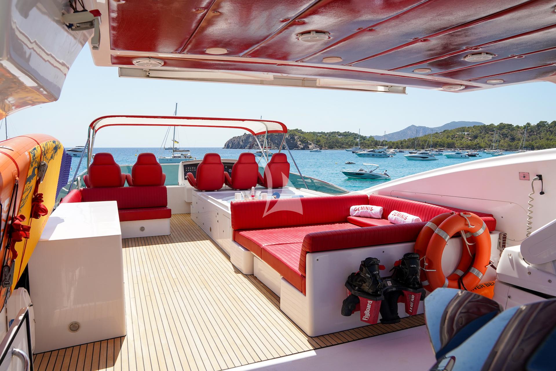 Crewed Motor Yacht GEMINIS photo 5