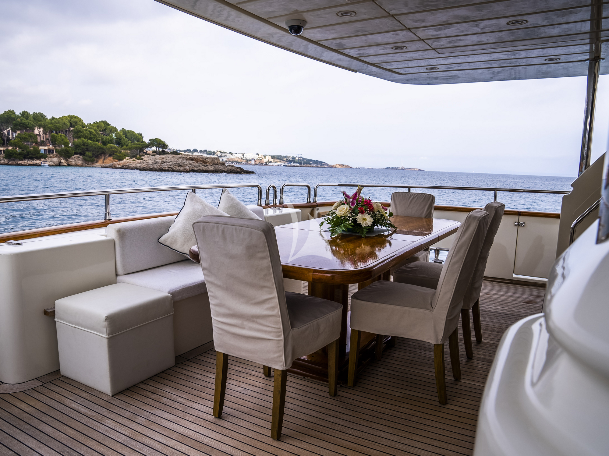 Crewed Motor Yacht GEORG I photo 6