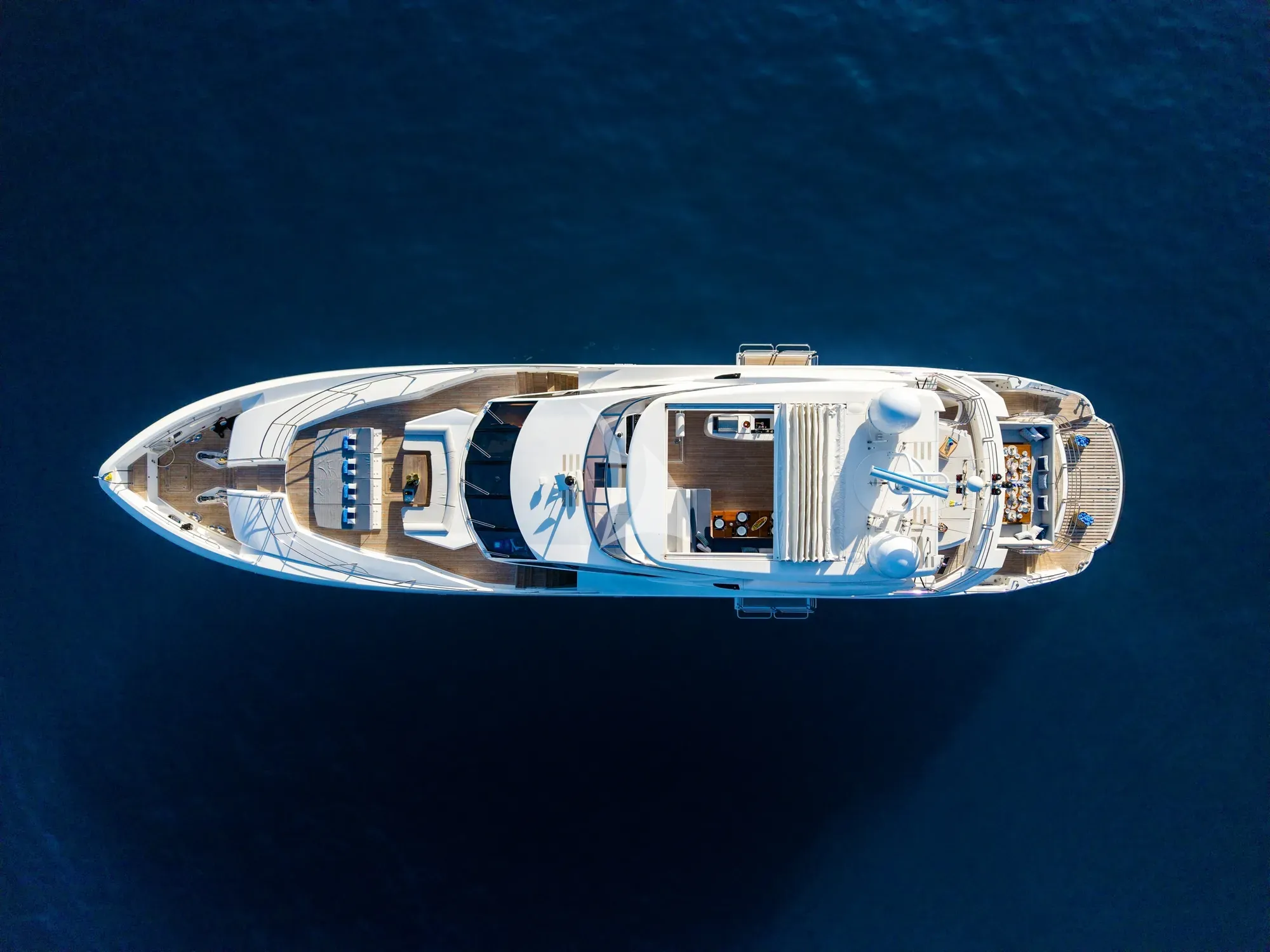 Luxury Crewed Motor Yacht GEORGE P photo 3