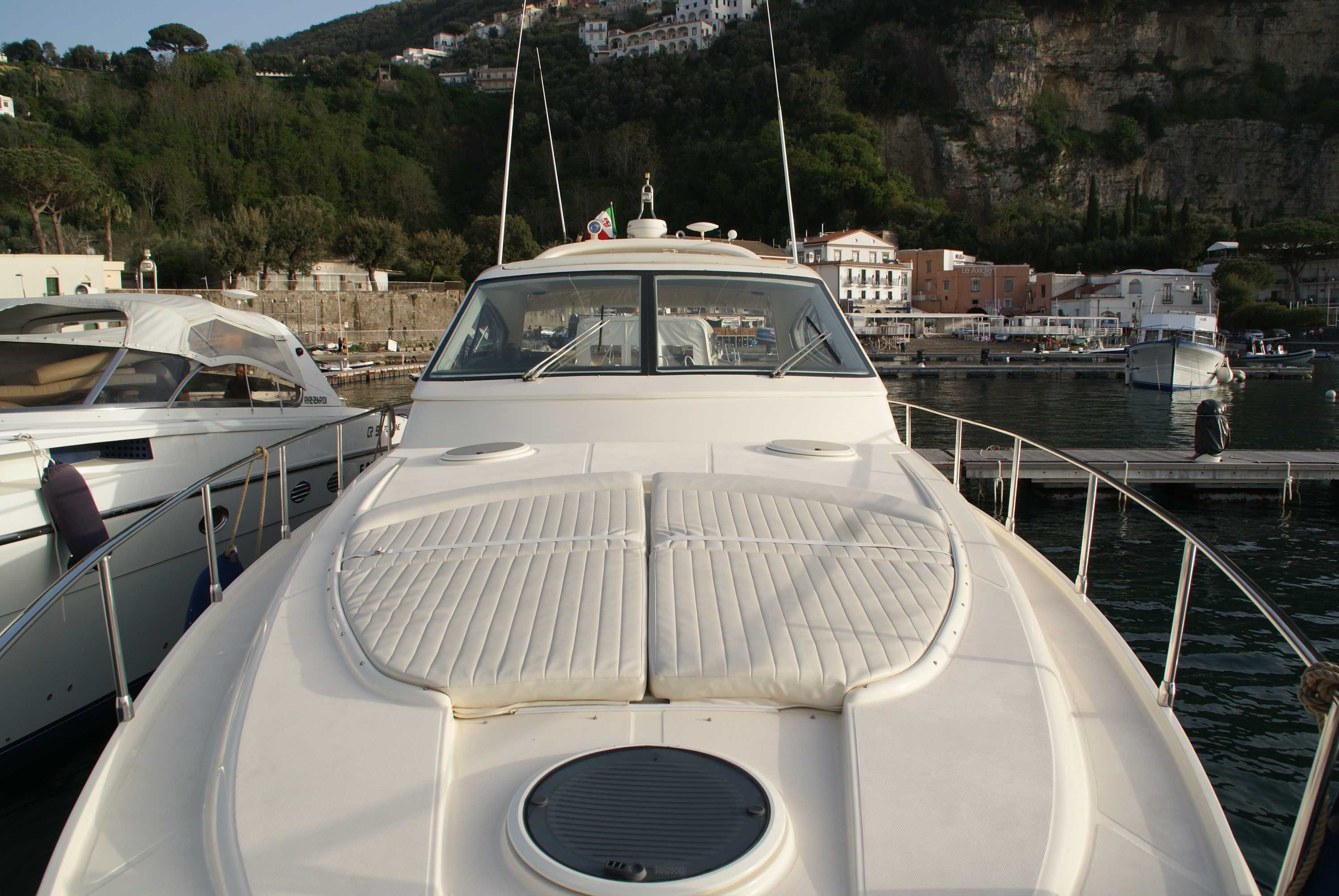 Crewed Motor Yacht Gianetti 50 photo 4