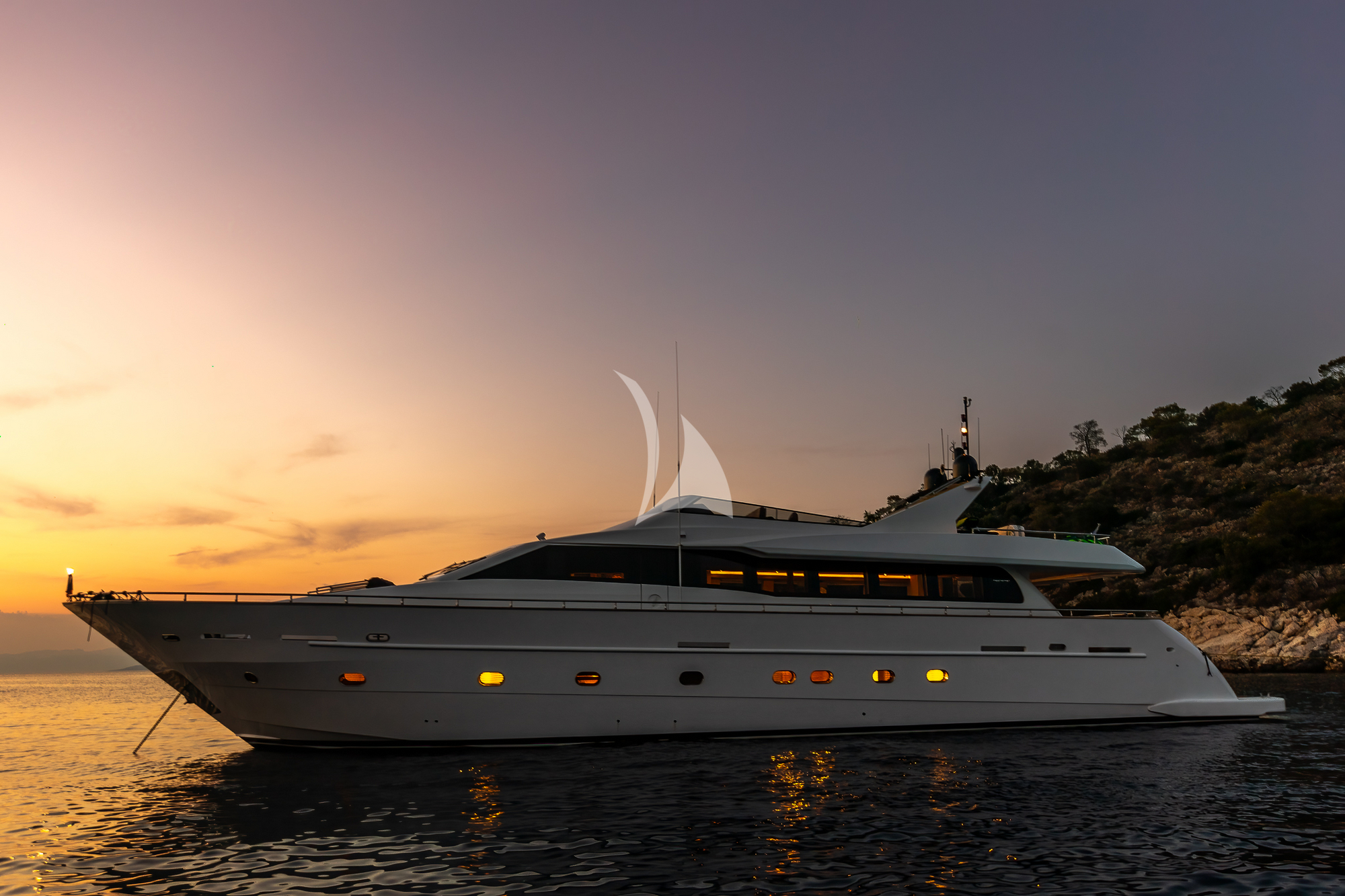 Luxury Crewed Motor Yacht GIOE I photo 8