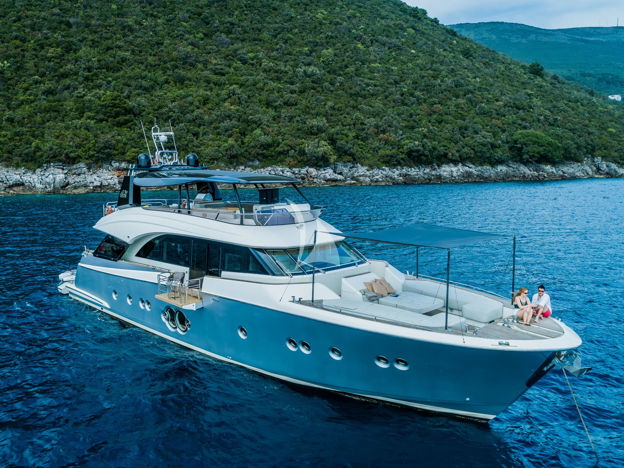 Crewed Motor Yacht GIORGIO photo 6