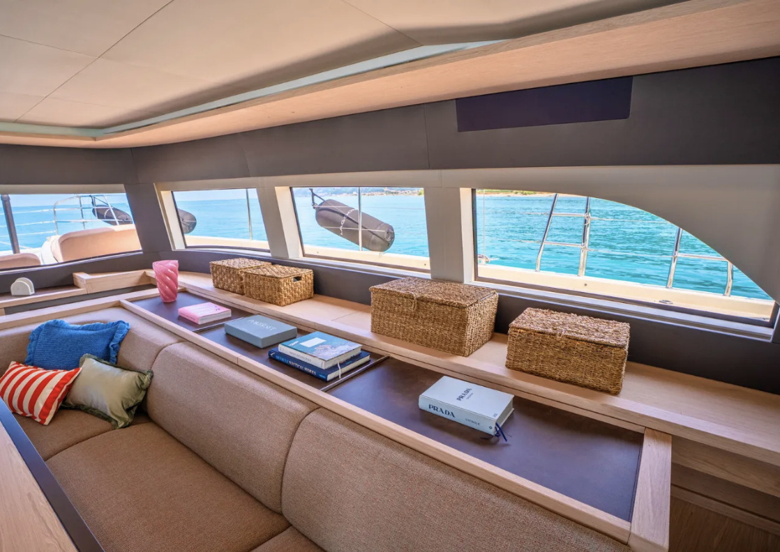 Crewed Catamaran GLORIA photo 7