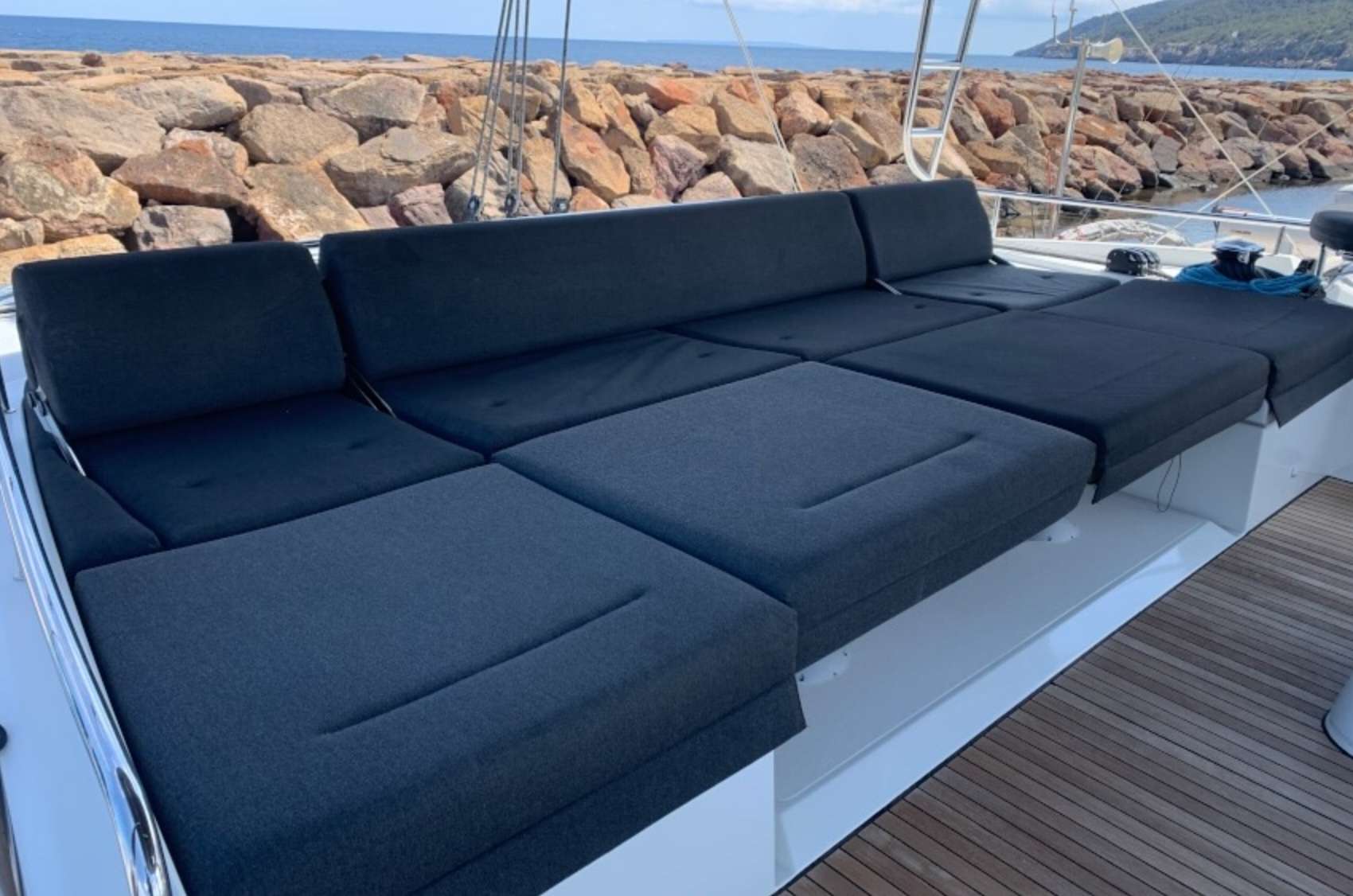 Luxury Crewed Catamaran GOA 10 photo 8