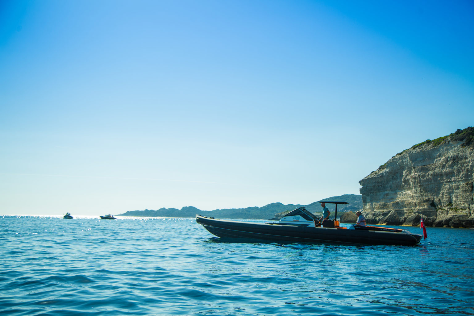 Luxury Motor Yacht Goldfish 38 Super Sport photo 3