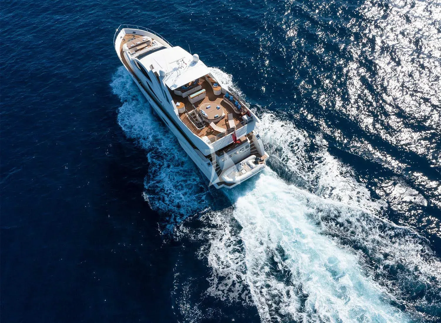 Crewed Motor Yacht GRACE photo 3