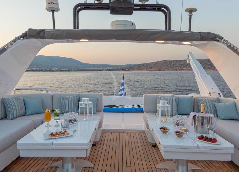 Luxury Crewed Motor Yacht GRACE photo 3