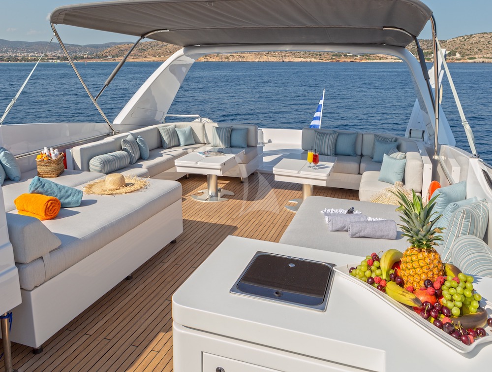 Luxury Crewed Motor Yacht GRACE photo 4