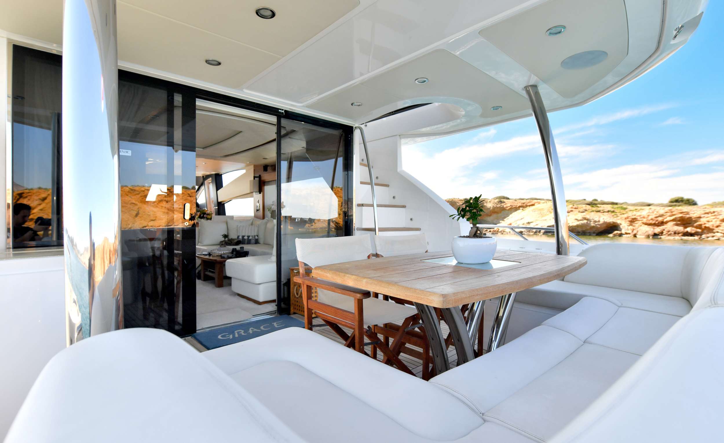 Crewed Motor Yacht GRACE XI photo 5