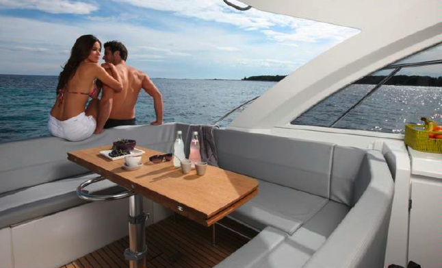 Crewed Motor Yacht Gran Turismo 38 photo 6