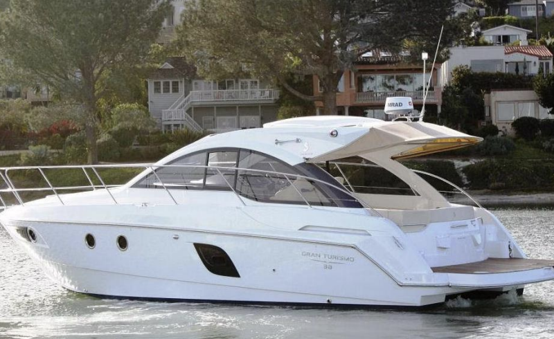 Crewed Motor Yacht Gran Turismo 38 White photo 3