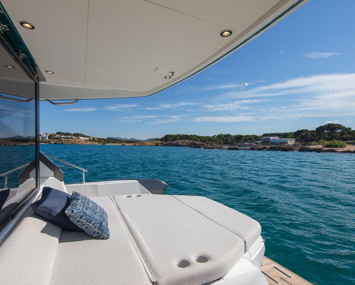 Crewed Motor Yacht Gran Turismo 45 photo 4