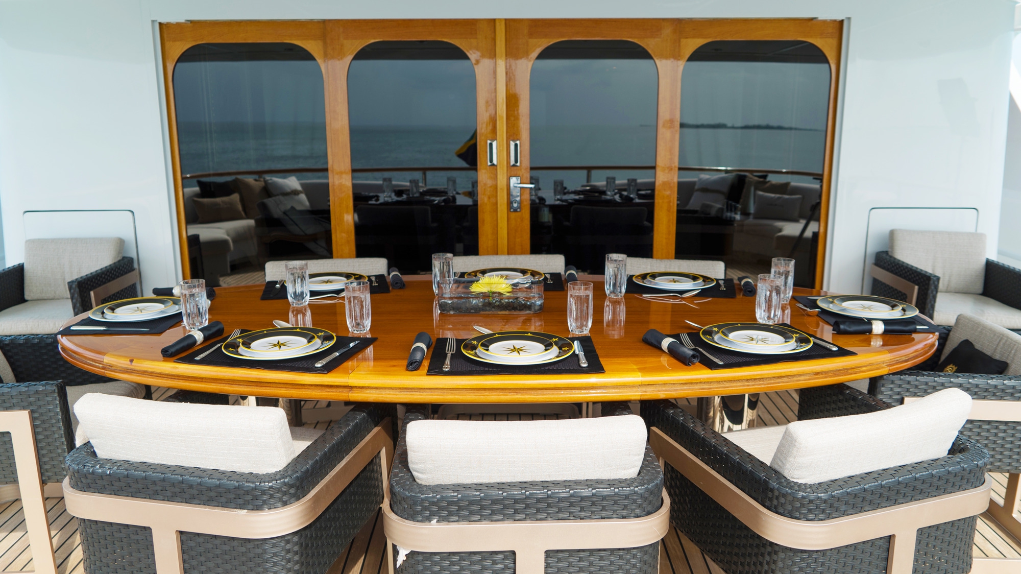 Luxury Crewed Motor Yacht GRAND ILLUSION photo 7