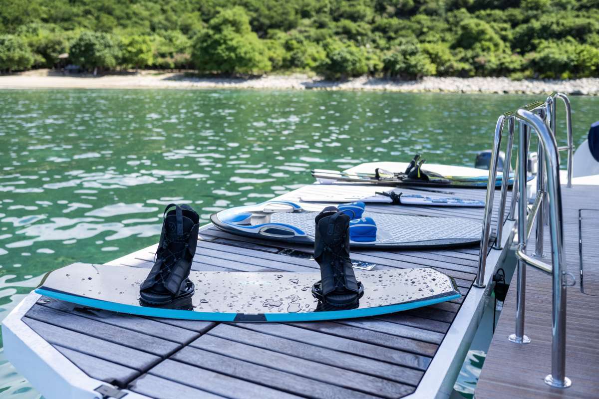 Luxury Crewed Catamaran GULLWING photo 6