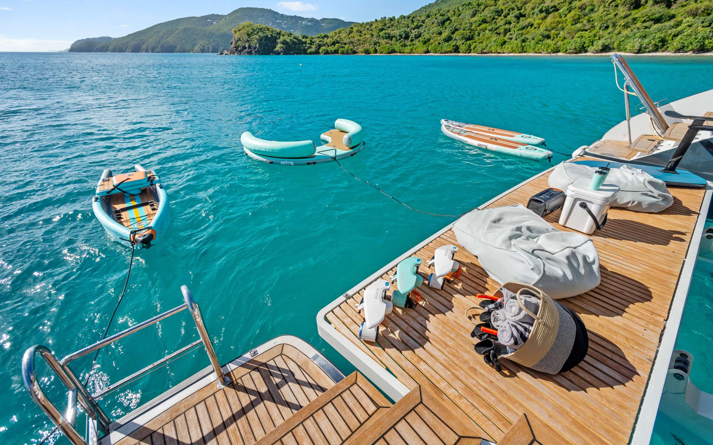 Luxury Crewed Catamaran GYRFALCON photo 7