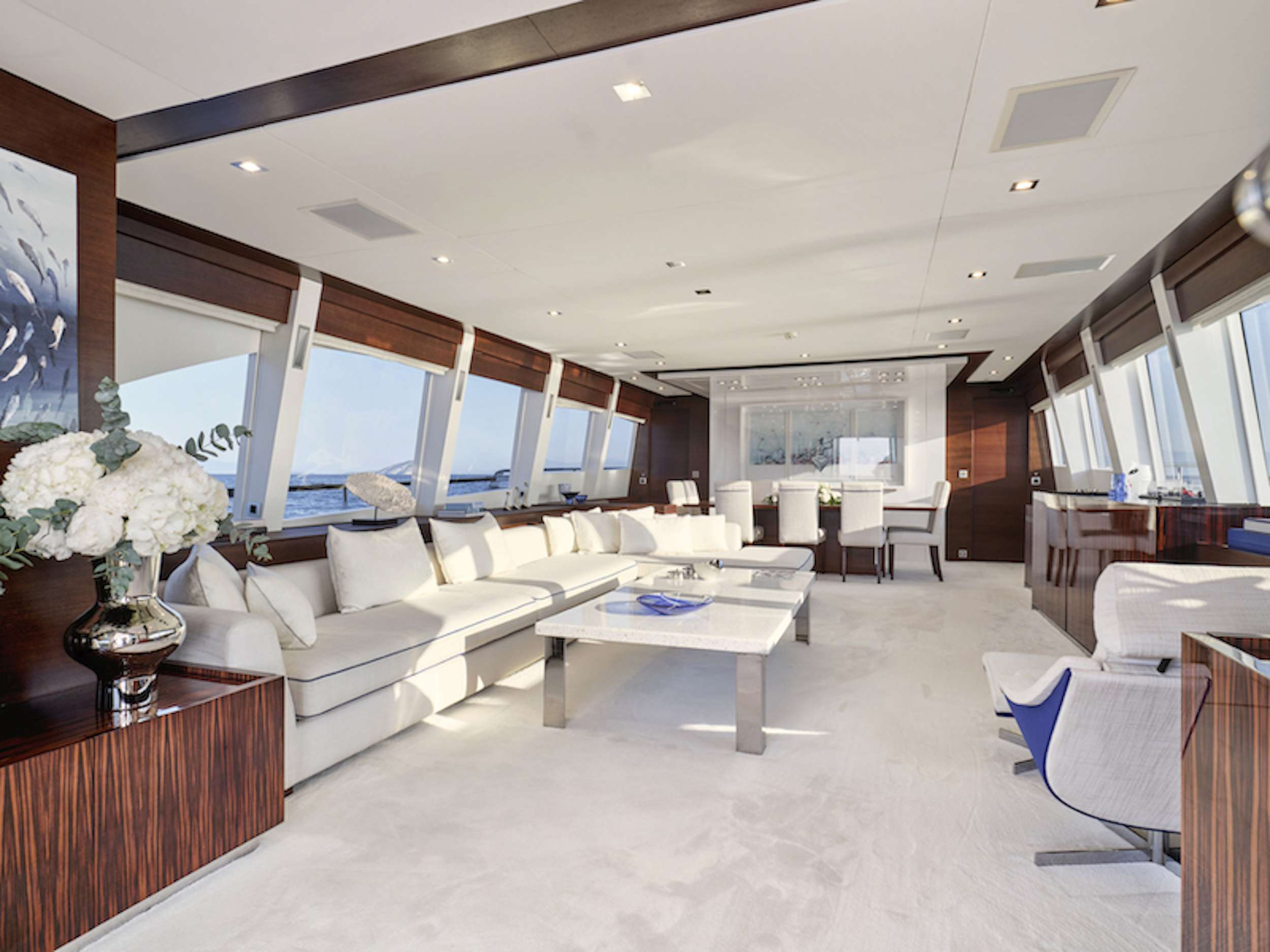 Luxury Crewed Motor Yacht HAKUNA MATATA photo 8