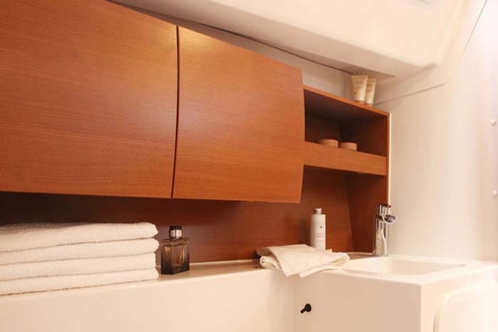 Bareboat Sailing Yacht Hanse 355 photo 8